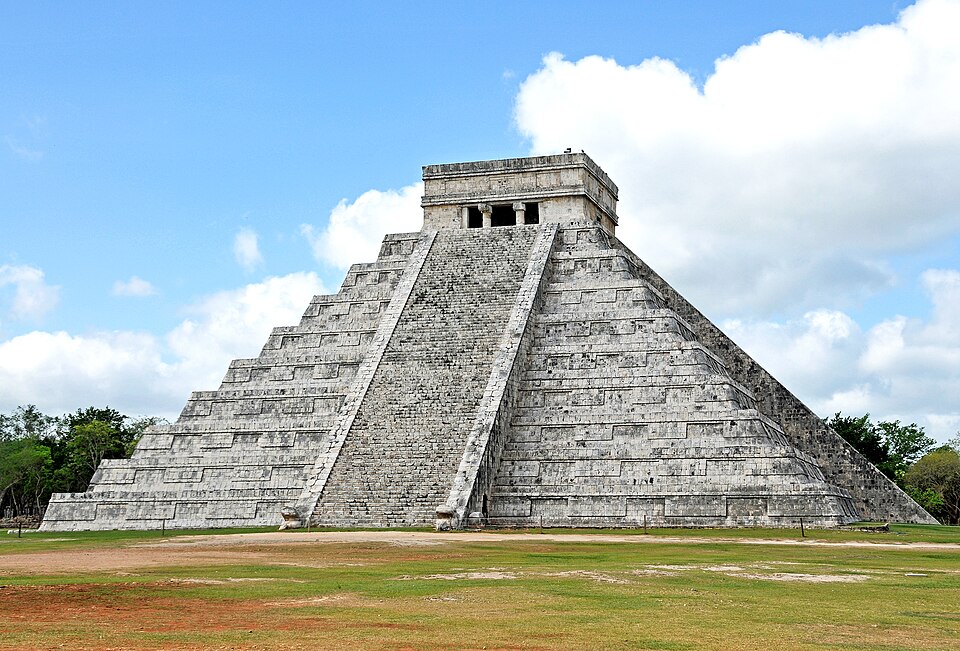 El Castillo at Chichén Itzá, Mexico