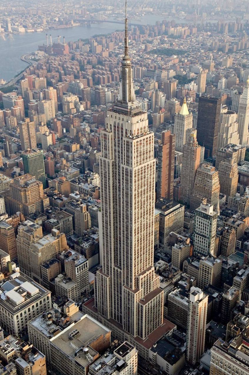 Empire State Building (aerial view) — travel photo of Empire State Building, Midtown Manhattan
