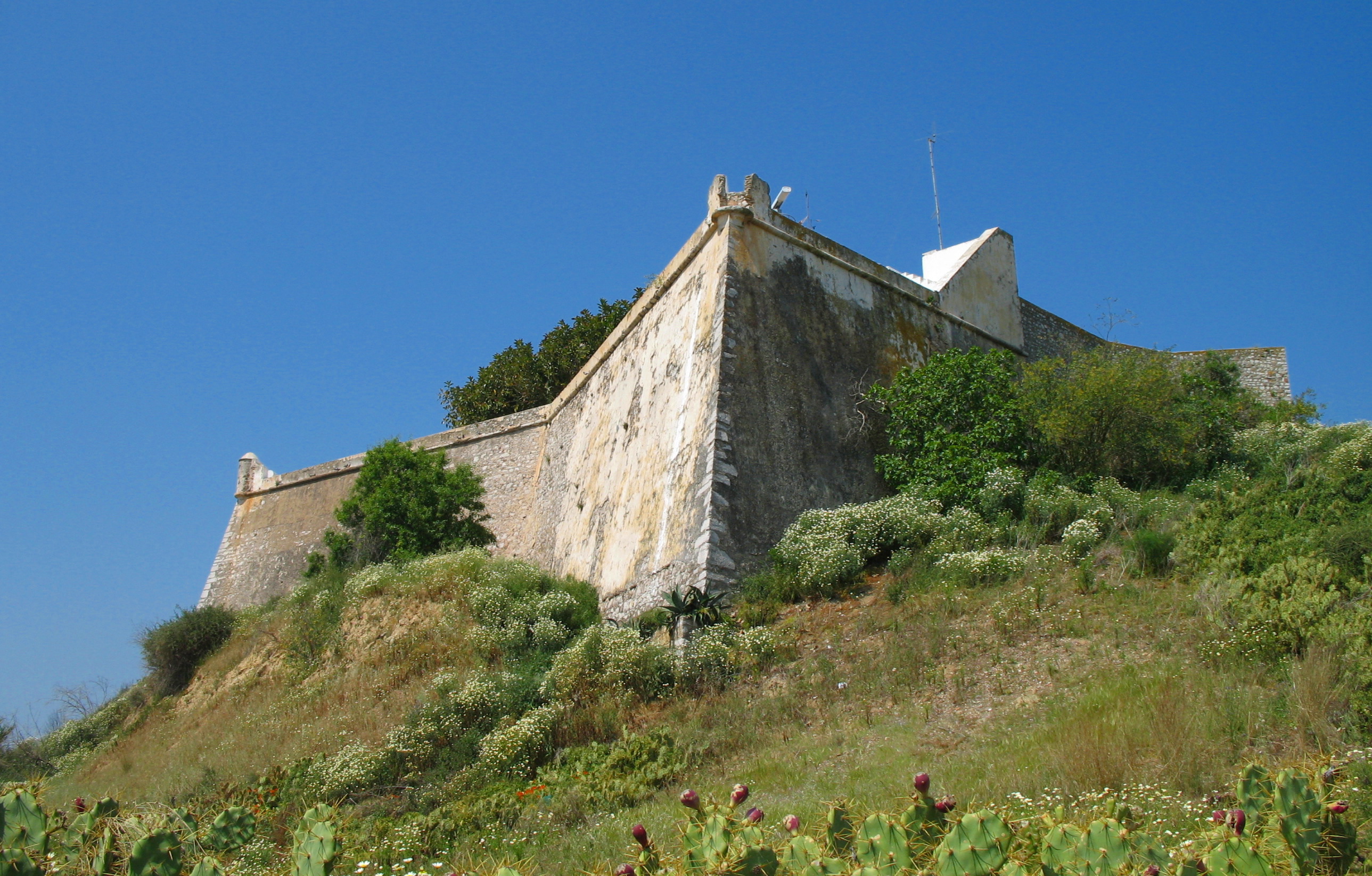 Fortress of Cacela — travel photo of Cacela Velha, Faro & Tavira