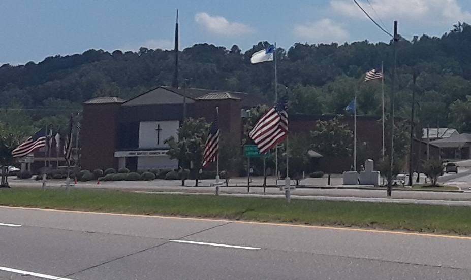 First Baptist Church of Glencoe (cropped) — travel photo of Glencoe