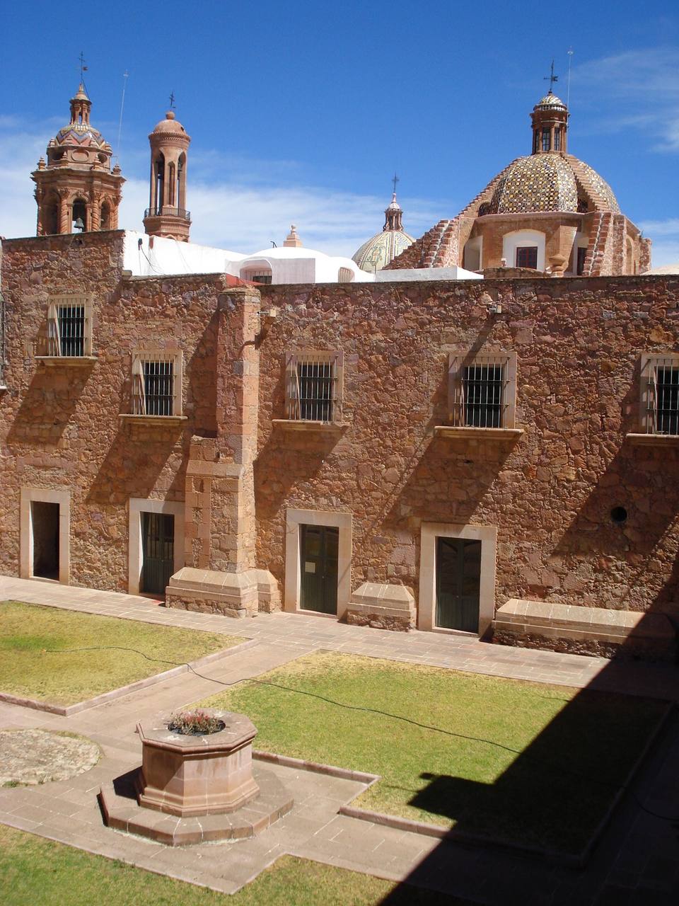 Interior del Ex Colegio Apostólico de Propaganda Fide de Nuestra Señora de Guadalupe — travel photo of Guadalupe, Zacatecas