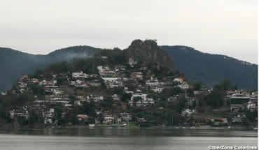 Lapeña — travel photo of La Peña, Valle de Bravo