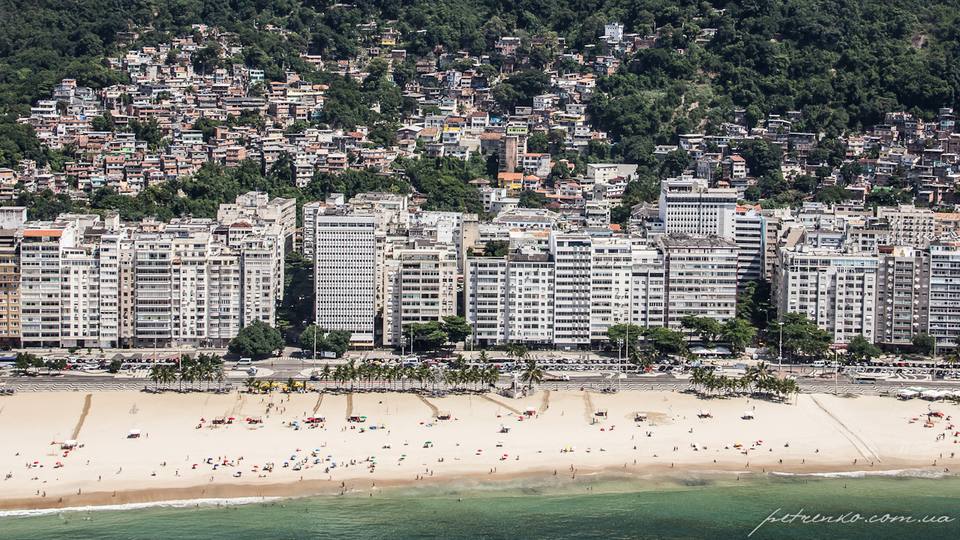 R. Garota de Ipanema - Copacabana, Rio de Janeiro - RJ, Brazil — travel photo of Copacabana & Ipanema, Rio de Janeiro