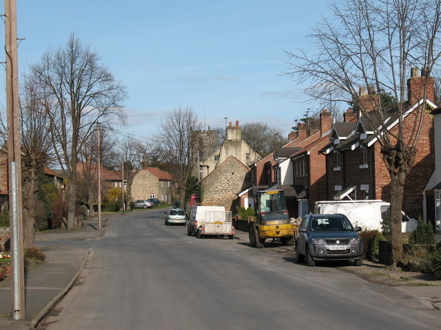 Main street, Wath, Harrogate ( ) — travel photo of Harrogate, York & Yorkshire