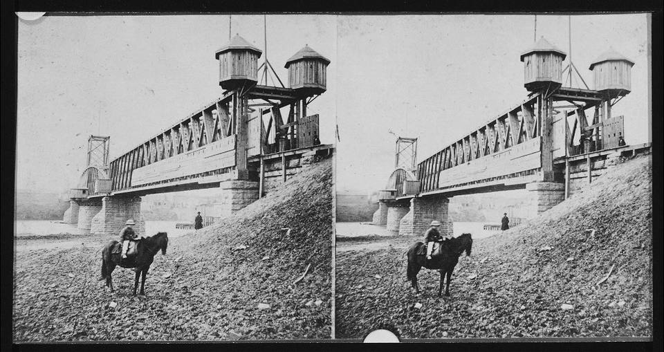 Nashville fortified bridge — travel photo of Nashville, The American South