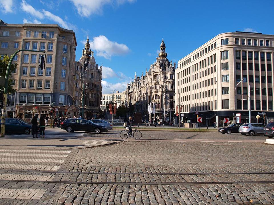 Antwerp diamond district - street view — travel photo of Diamond District, Antwerp