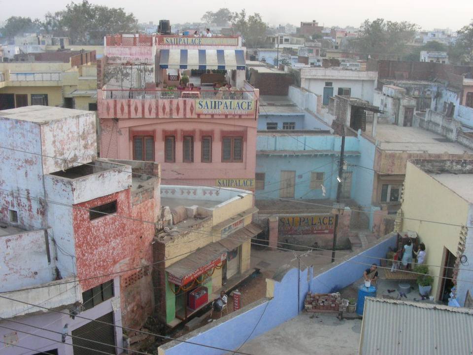 Agra 3 - Taj Ganj rooftop panorama ( ) — travel photo of Taj Ganj, Agra