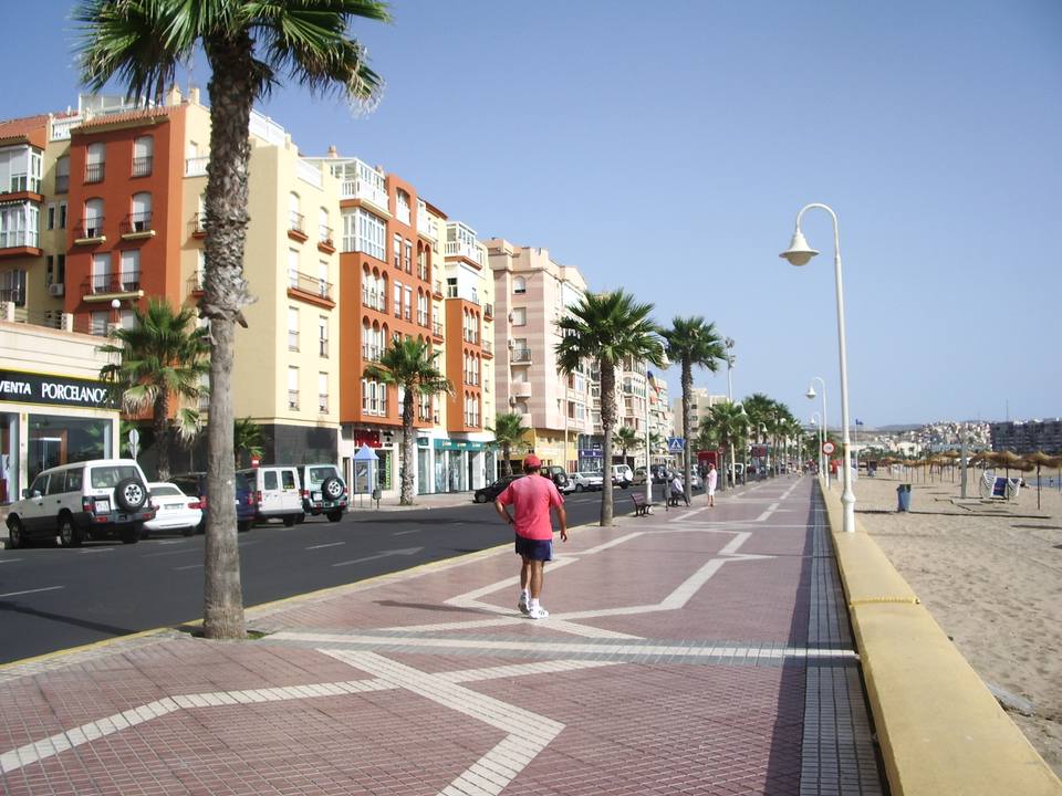 Melilla Seafront Promenade — travel photo of The seafront