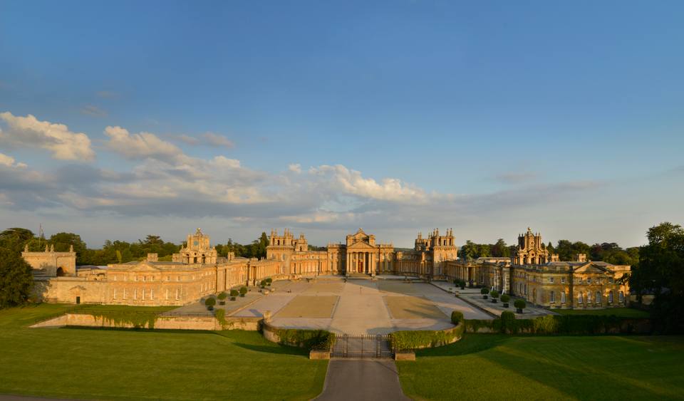 Blenheim Palace — travel photo of Blenheim Palace, Oxford & Cambridge