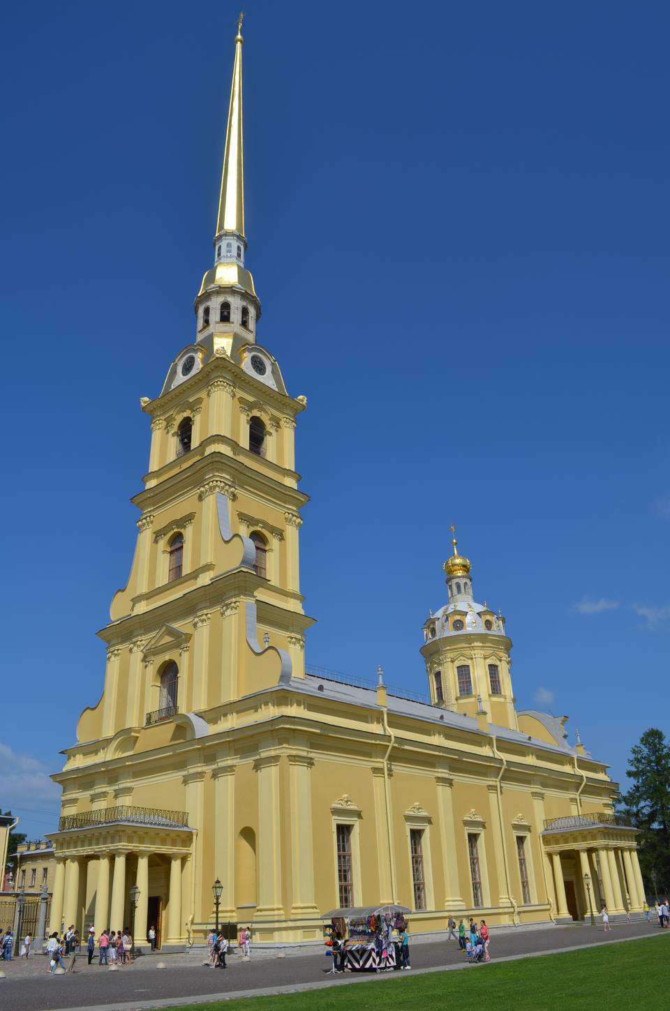 Saints Peter and Paul Cathedral, Saint Petersburg — travel photo of Cathedral Quarter, Antwerp