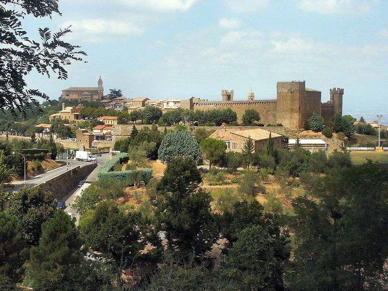 Brunello di Montalcino — travel photo of Montalcino, Siena & Chianti