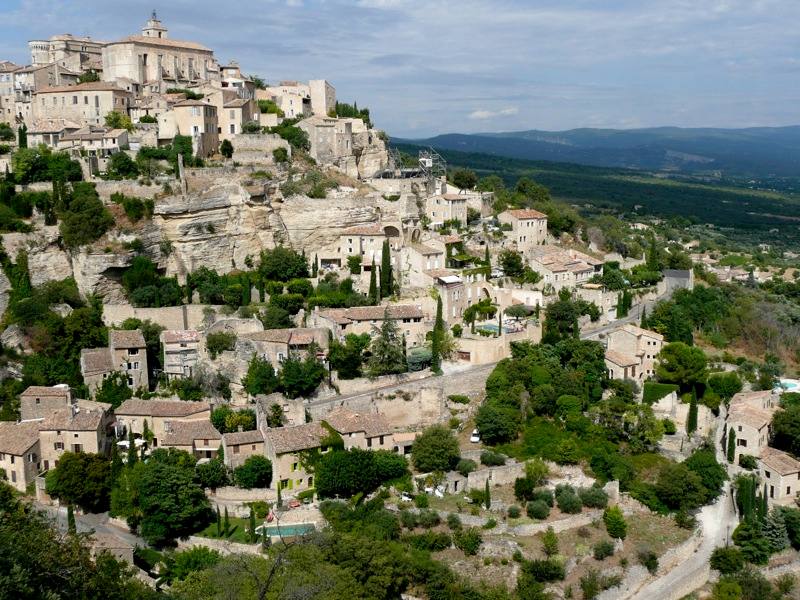 Gordes Provence — travel photo of Gordes, Provence — Avignon & the Luberon