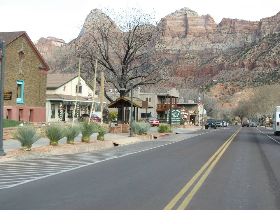 Springdale, Utah — travel photo of Springdale, Utah's National Parks
