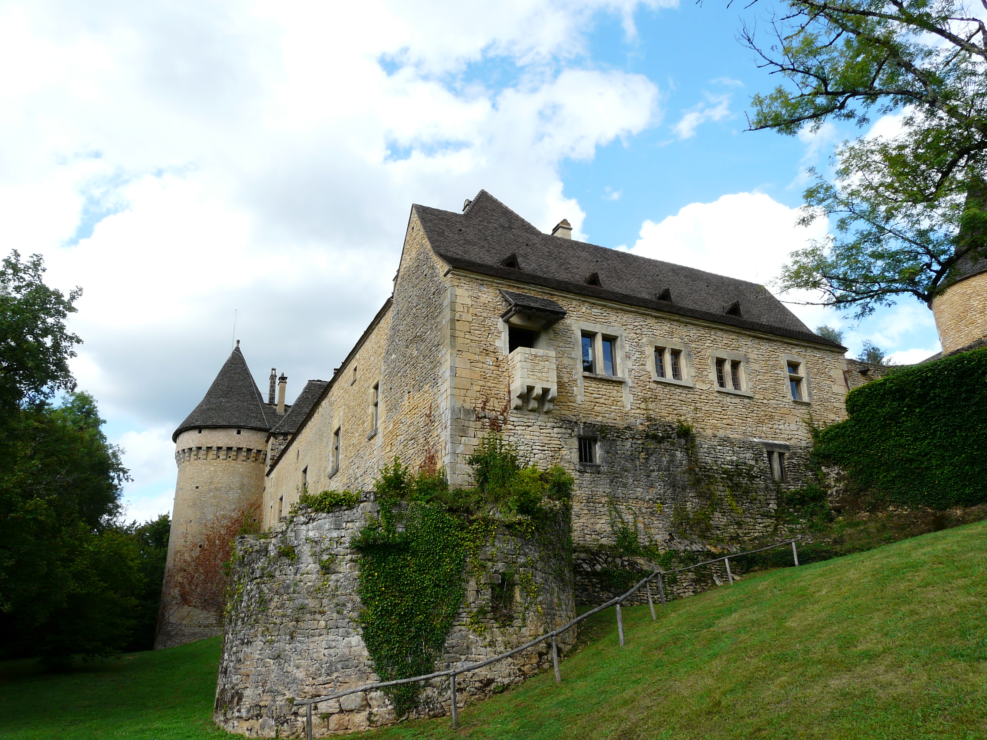 Montignac-Lascaux — travel photo of Lascaux, Dordogne & Sarlat