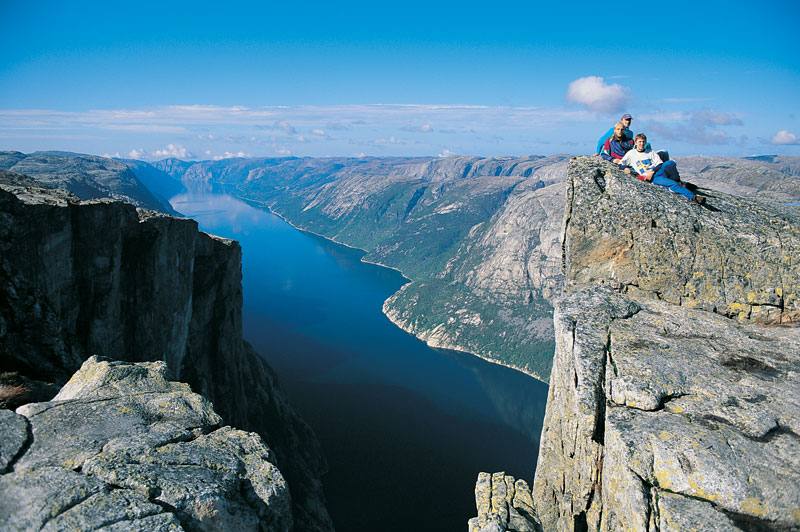 Kjerag — travel photo of Kjerag, Stavanger & Preikestolen
