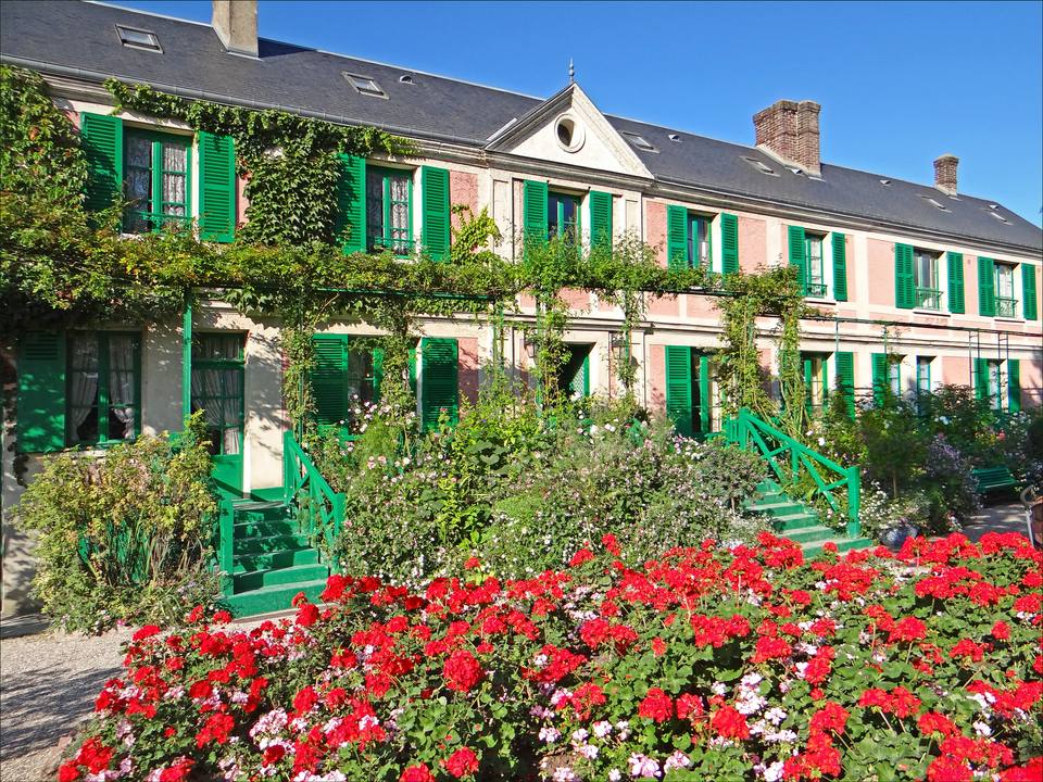 Fondation Monet in Giverny — travel photo of Giverny, Normandy — Mont-Saint-Michel & D-Day
