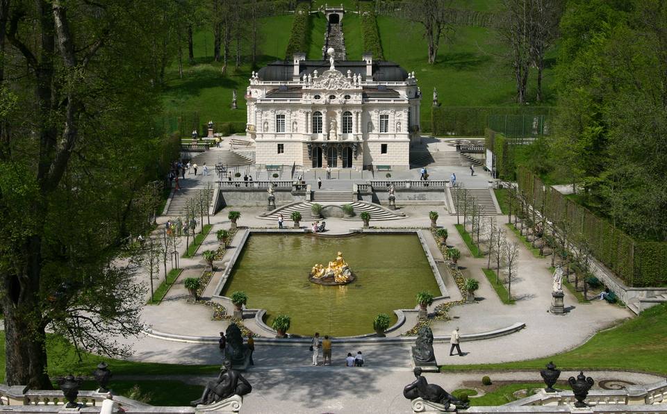 Linderhof Palace — travel photo of Linderhof, Bavarian Alps & Neuschwanstein