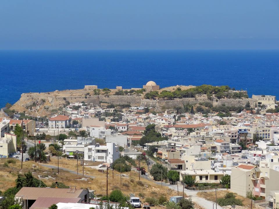 Fortezza of Rethymno — travel photo of Rethymno, Crete — Chania & west