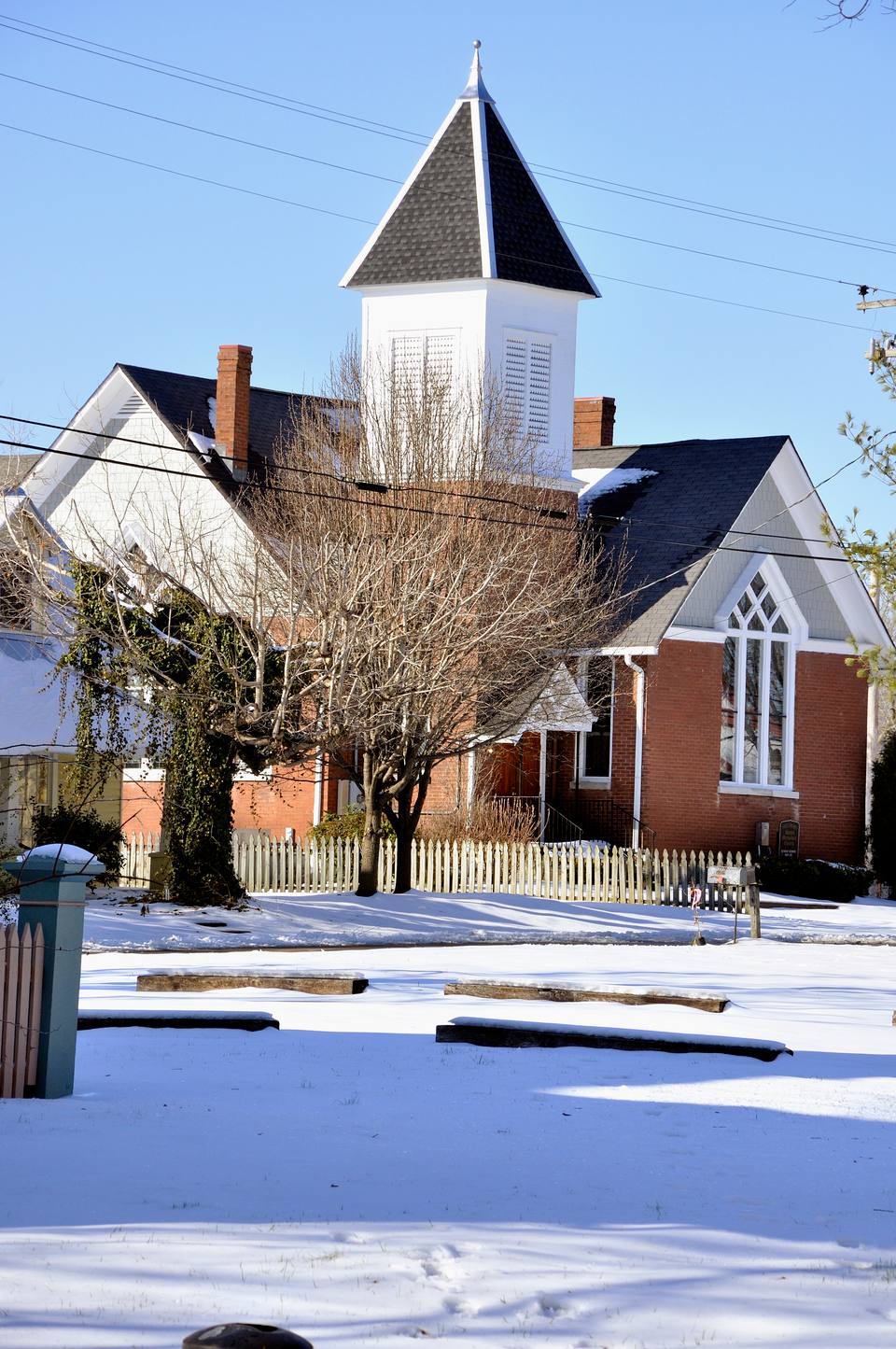 Hillsboro united methodist church leipers fork tennessee — travel photo of Leiper's Fork