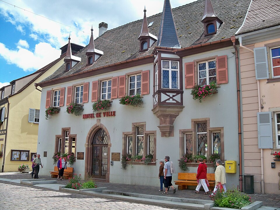 Eguisheim - Mairie — travel photo of Eguisheim