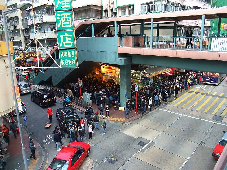 Mong Kok Road and Tung Choi Street (Hong Kong) — travel photo of Mong Kok, Kowloon