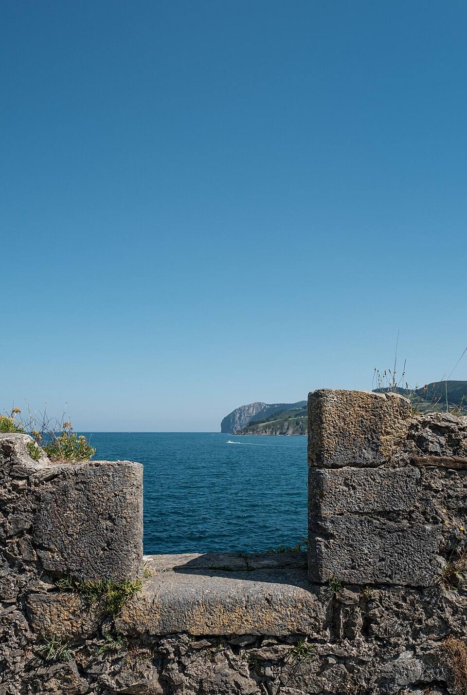 Outer wall of Hermitage of Saint Catherine, Mundaka, Spain (PPL1-Corrected) julesvernex2 — travel photo of Mundaka, Basque Country
