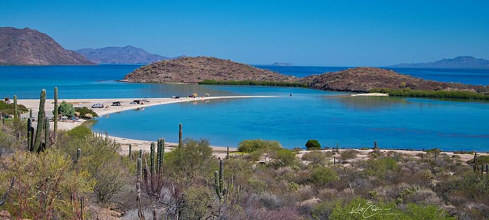 Playa el Requeson (^ explore - - ) - - Kirt Edblom — travel photo of Playa El Requesón, Mulegé & Bahía Concepción