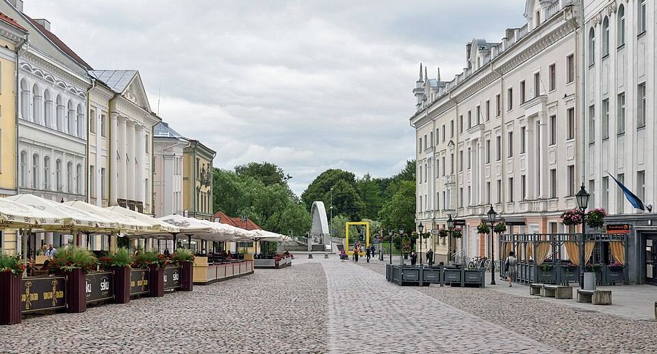 Tartu Town Hall Place towards Kaarsild — travel photo of Tartu, Estonia