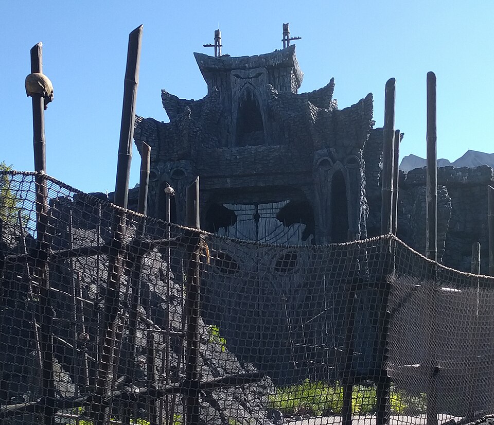 Skull Island ( ) (cropped) — travel photo of Skull Island, Universal's Islands of Adventure