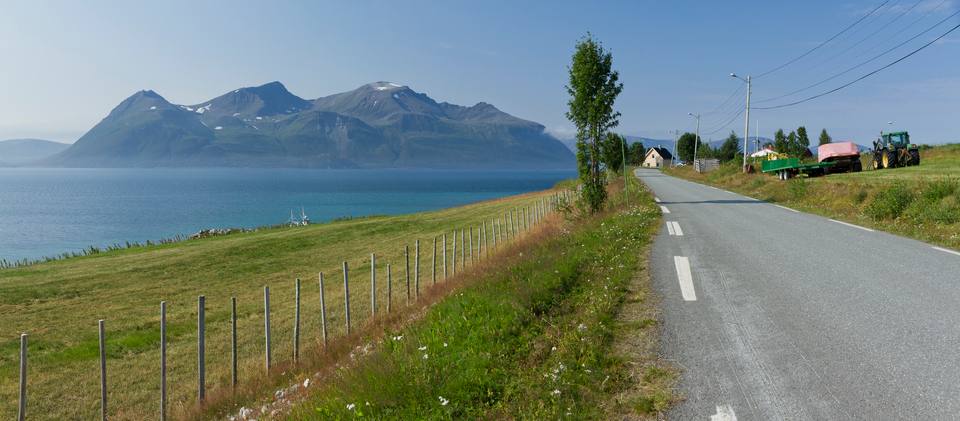 Ullsfjorden view at Selneset, Lyngen, Troms, Norway in August — travel photo of Norway