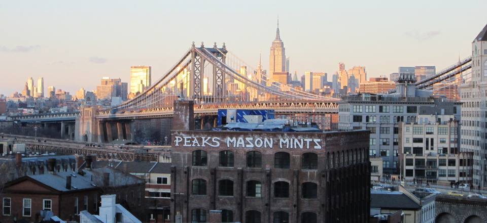 Manhattan Bridge from Brooklyn Heights at sunset — travel photo of Brooklyn: DUMBO & Brooklyn Heights