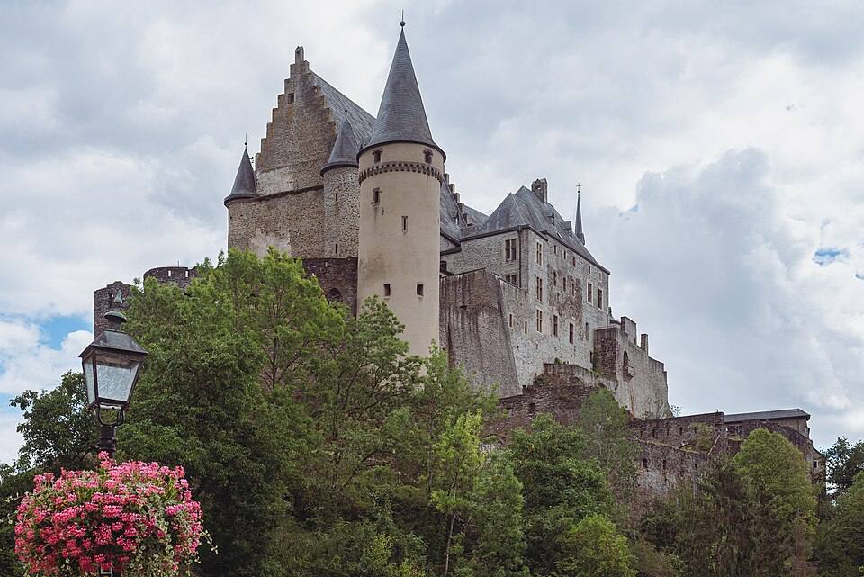 Vianden castle — travel photo of Vianden