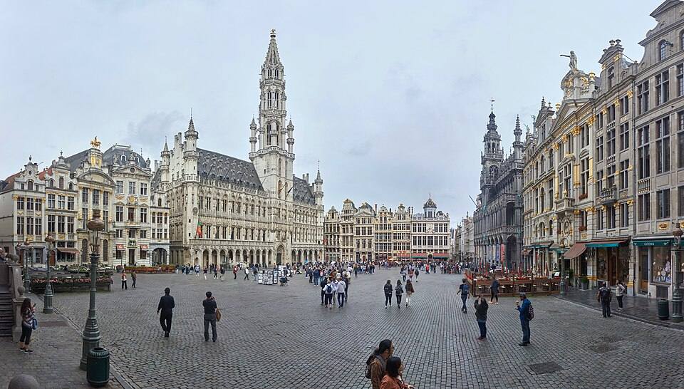Grand-Place, Brussels - panorama, June — travel photo of Grand-Place, Brussels