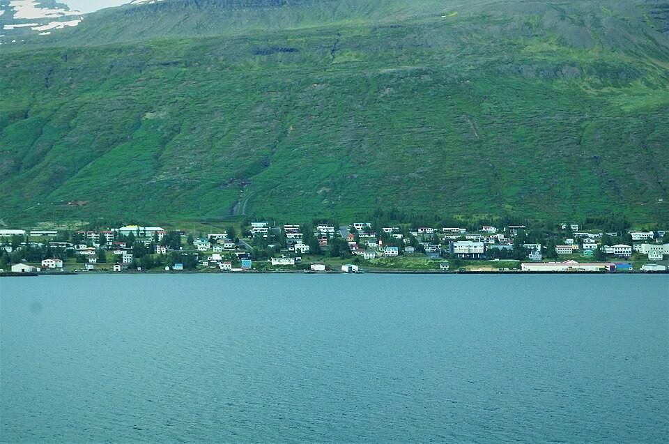 View of Fáskrúðsfjörður from opposite shore — travel photo of Fáskrúðsfjörður