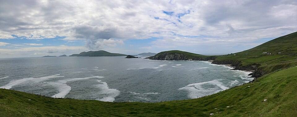 Slea Head panorama — travel photo of Slea Head, Dingle Peninsula