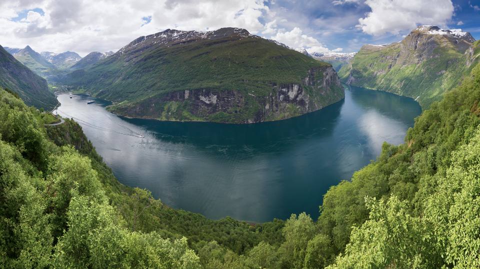 Geirangerfjord from Ørnesvingen, June — travel photo of Ørnesvingen, The Fjords & Geiranger