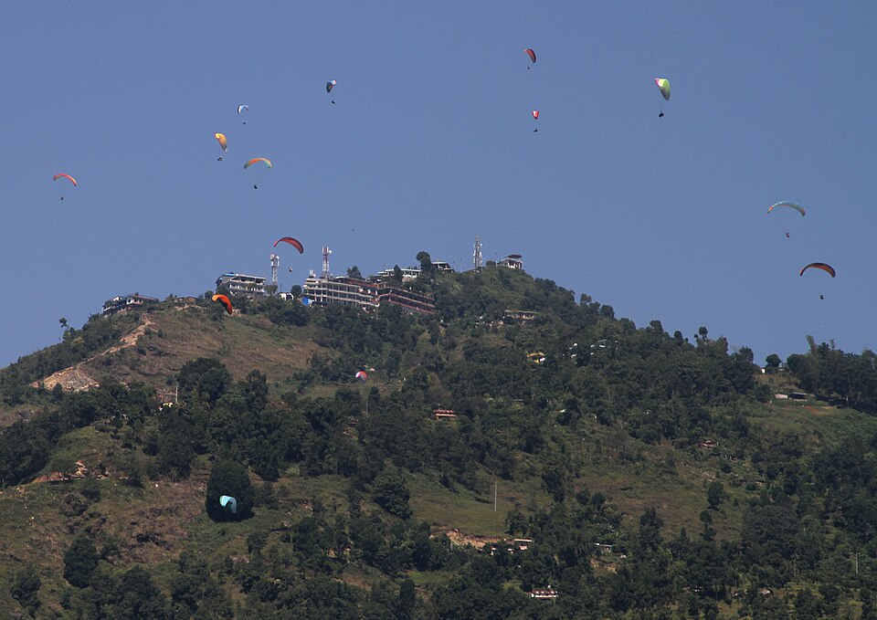 Pokhara-Sarangkot- -Gleitschirmflieger- -gje — travel photo of Sarangkot, Pokhara