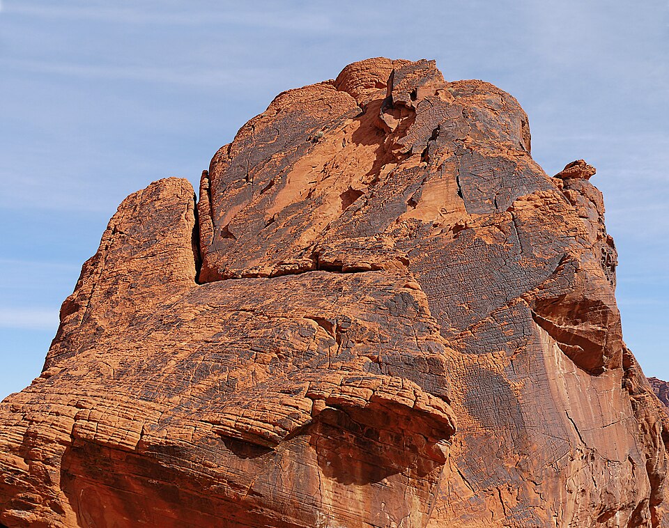 Desert varnish - Valley of Fire State Park — travel photo of Valley of Fire