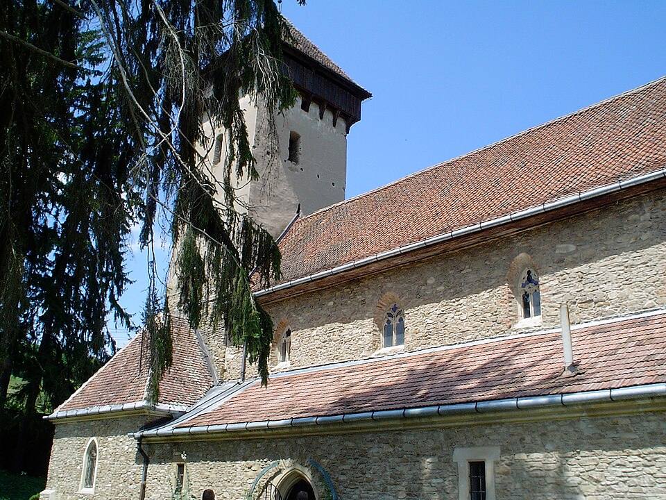 Mălâncrav church exterior — travel photo of Mălâncrav