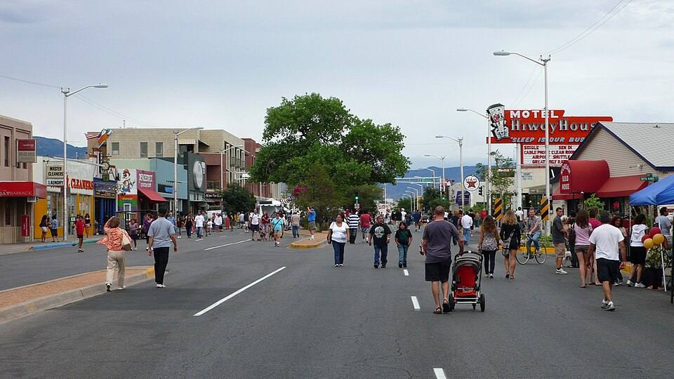 Nob Hill street fair Albuquerque — travel photo of Nob Hill, Albuquerque