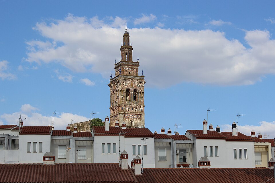 Iglesia de San Bartolomé Jerez de los Caballeros, Badajoz, Espana — travel photo of Jerez de los Caballeros, Badajoz