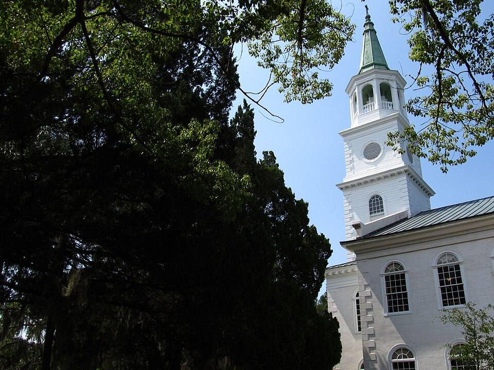 St. Helena's Episcopal Church, Beaufort, South Carolina — travel photo of Beaufort, The Lowcountry & Sea Islands