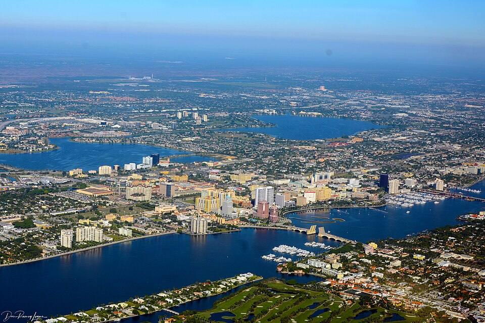 West Palm Beach Aerial November photo Don Ramey Logan — travel photo of West Palm Beach, Florida