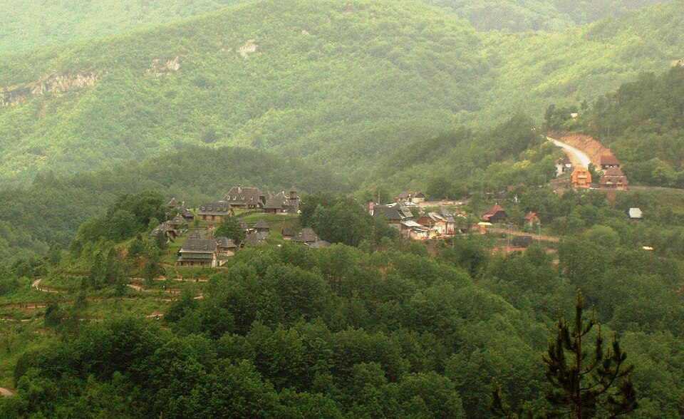Drvengrad - panorama — travel photo of Drvengrad, Zlatibor & Mokra Gora