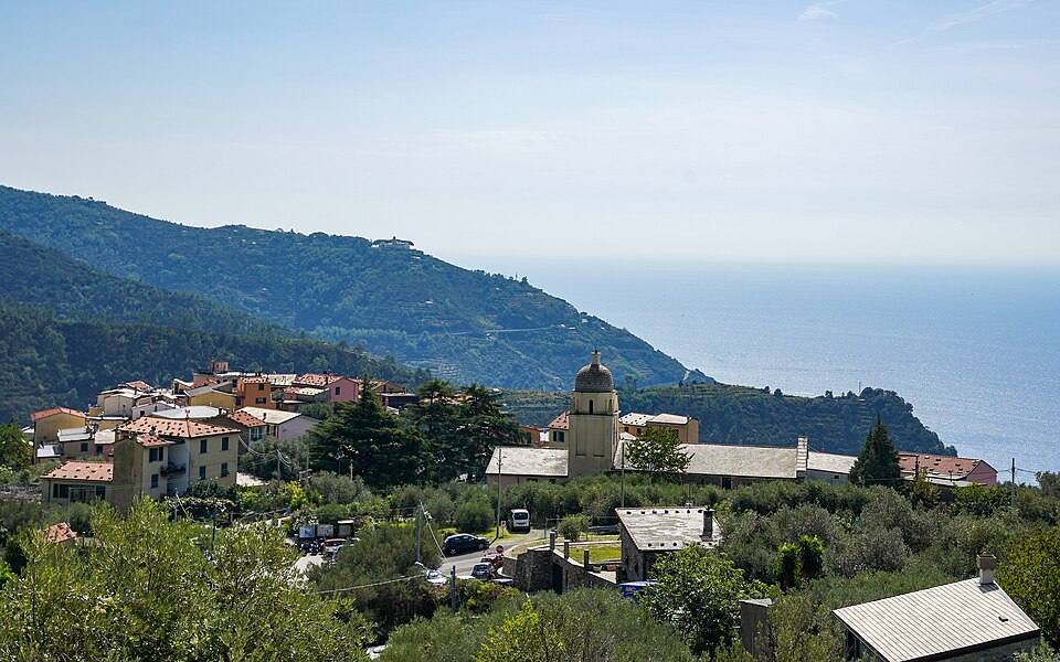 View NE Volastra Cinque Terre Italy Sep23 A7C — travel photo of Cinque Terre, Italy