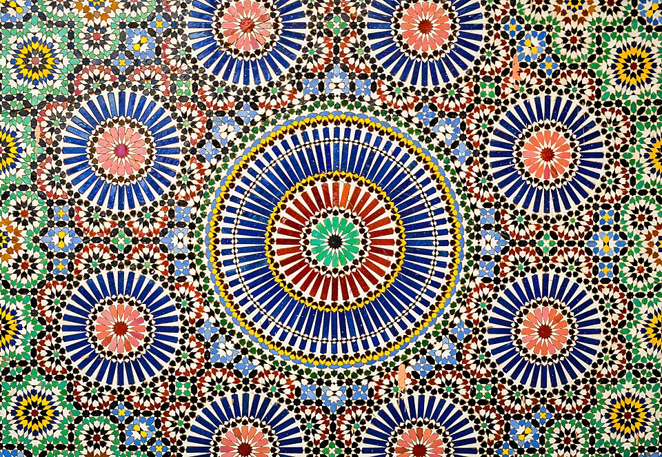 Patrón geométrico islámico -- -- Museo de Marrakech, Marruecos — travel photo of Marrakech, Marruecos