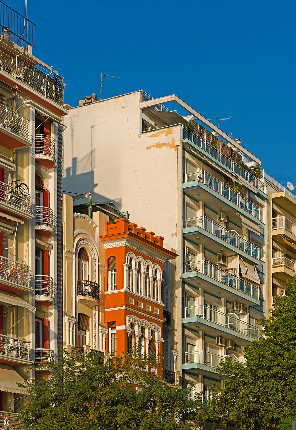 Thessaloniki Stratigou Kallari 5 — travel photo of Thessaloniki