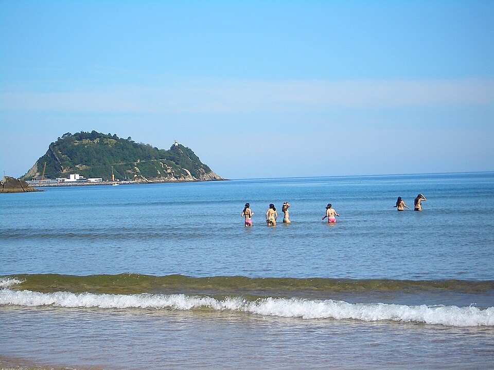 E4781-Zarautz-beach-Raton — travel photo of Zarautz