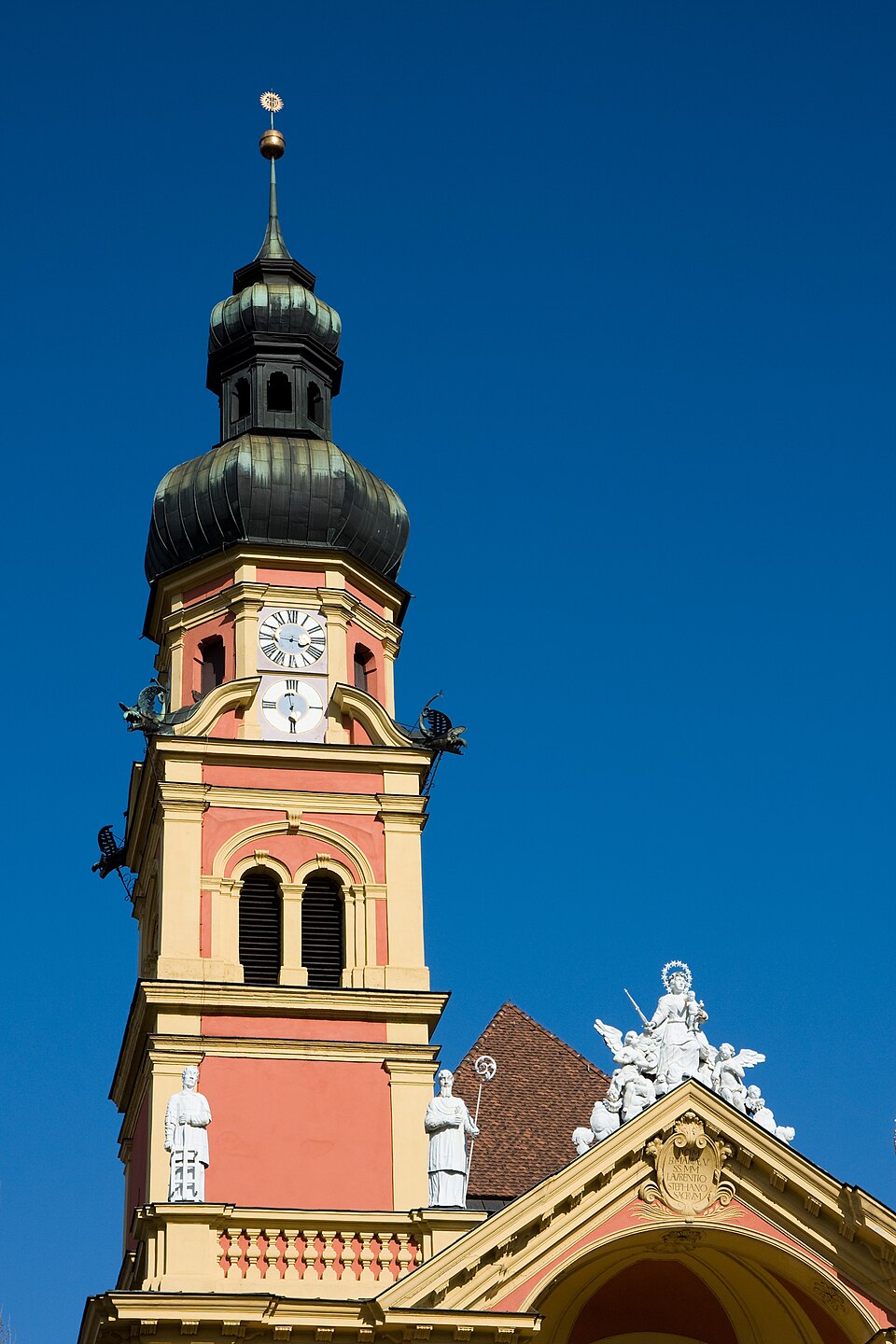 Innsbruck Stiftskirche Wilten — travel photo of Wilten, Innsbruck