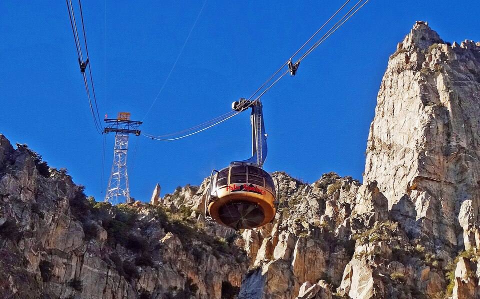 We've got to stop meeting like this, Palm Springs Aerial Tramway — travel photo of Aerial Tramway, Palm Springs